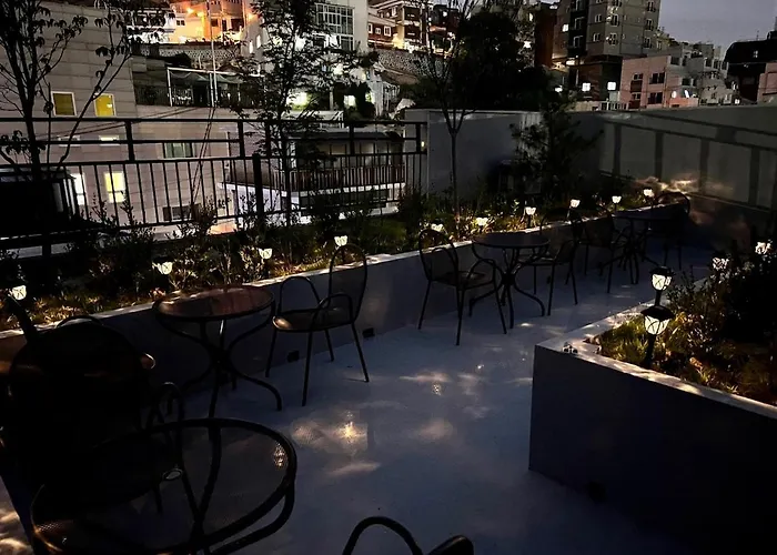 Wood&calm 우드앤캄 Station Apartment *